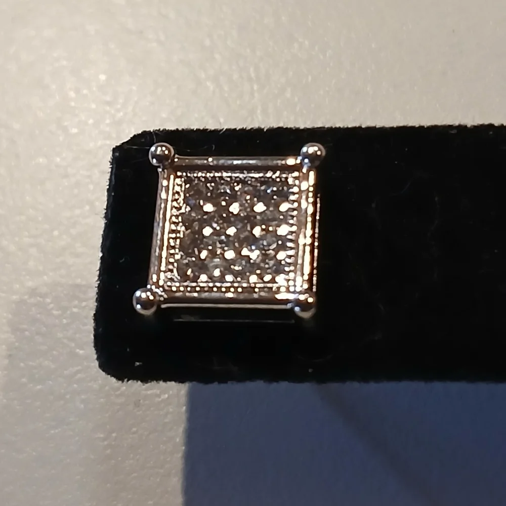 💎 Stainless Steel Square CZ Post Back Studs💎 - Picture 3 of 9